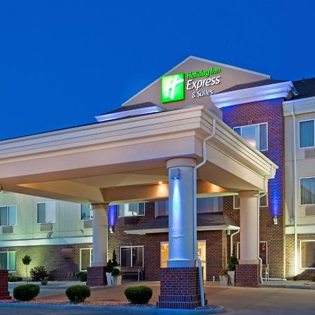 Holiday Inn Express & Suites - Dickinson By Ihg Amenidades foto