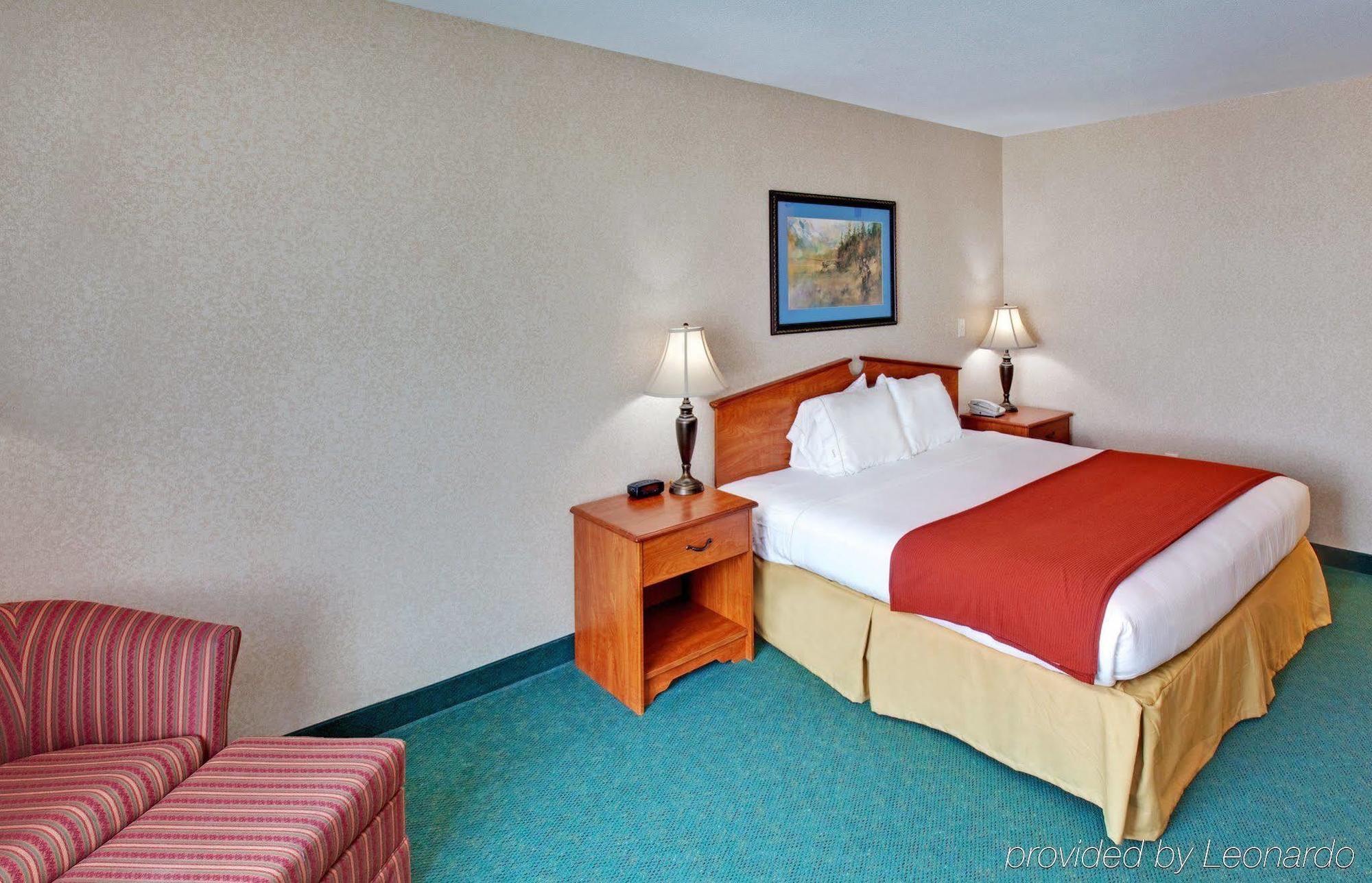 Holiday Inn Express & Suites - Dickinson By Ihg Exterior foto