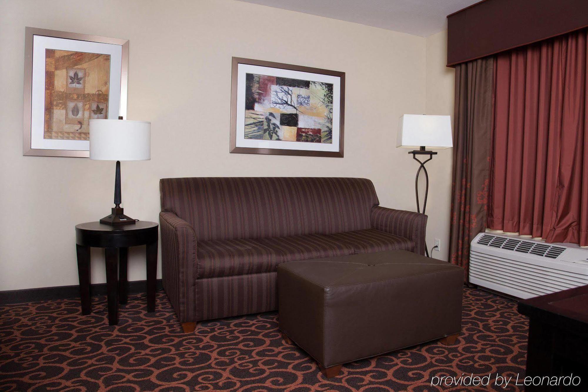 Holiday Inn Express & Suites - Dickinson By Ihg Exterior foto