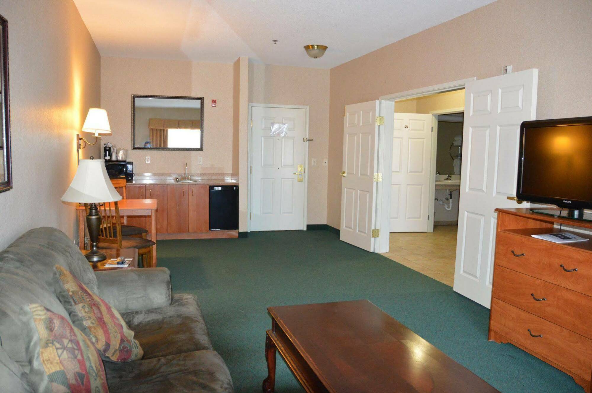 Holiday Inn Express & Suites - Dickinson By Ihg Exterior foto